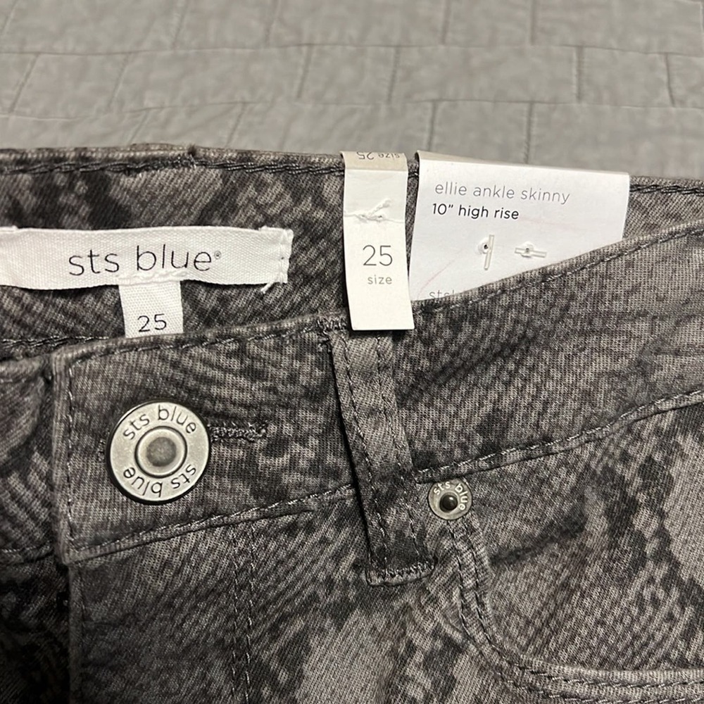 Sts Blue Snakeskin Pants Size 25 Skinny jeans - Picture 2 of 4